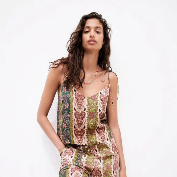 what goes well with green goddess dressing Crisscross Printed Surplice Cami Dress Green / 2XL main image 1